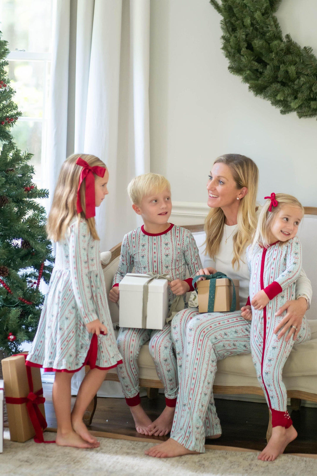 Vintage Christmas Girls' Twirl Dress