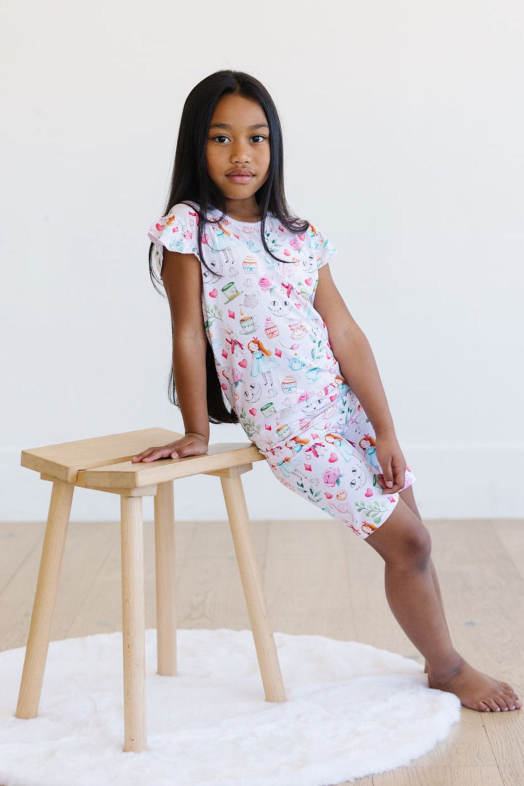 Alice in Wonderland girls short pajama set