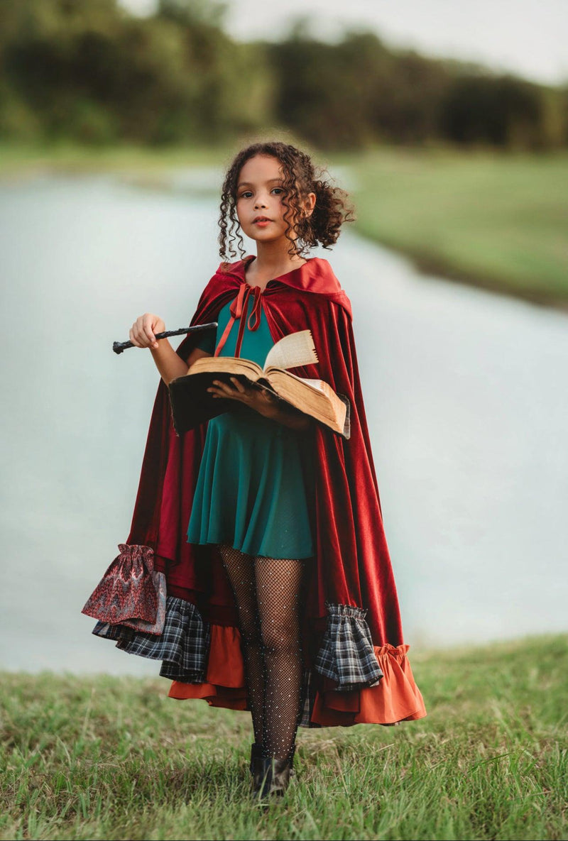 Hocus Pocus Mary Sanderson red witch cape for kids Halloween costume