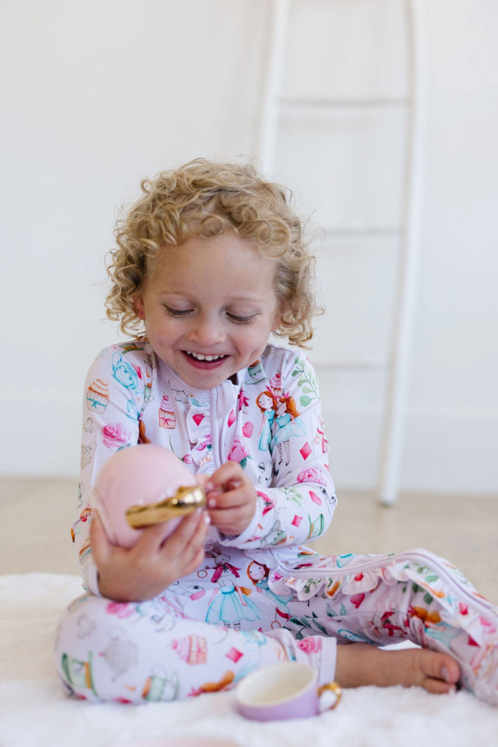 Alice in Wonderland - Zip-Up Convertible Bamboo Pajamas
