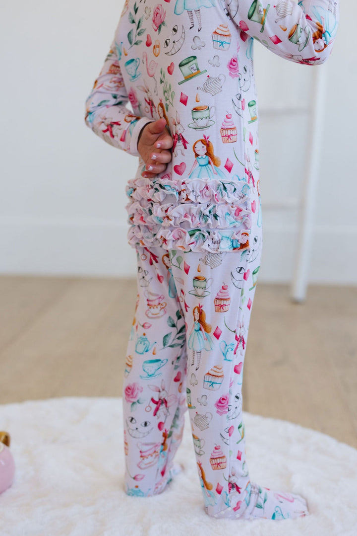 Alice in Wonderland - Zip-Up Convertible Bamboo Pajamas