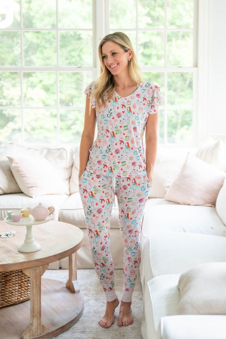 alice in wonderland mama jogger pajama set
