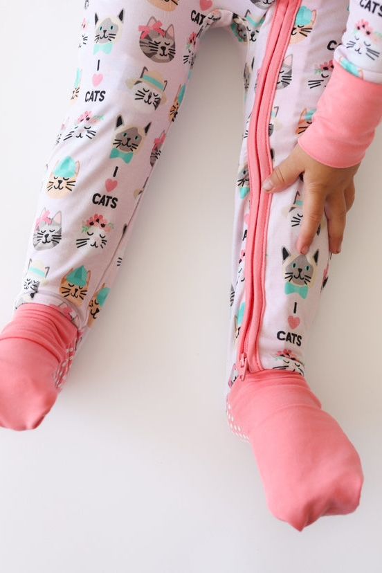 I ❤️ cats pink bamboo zipper pajamas