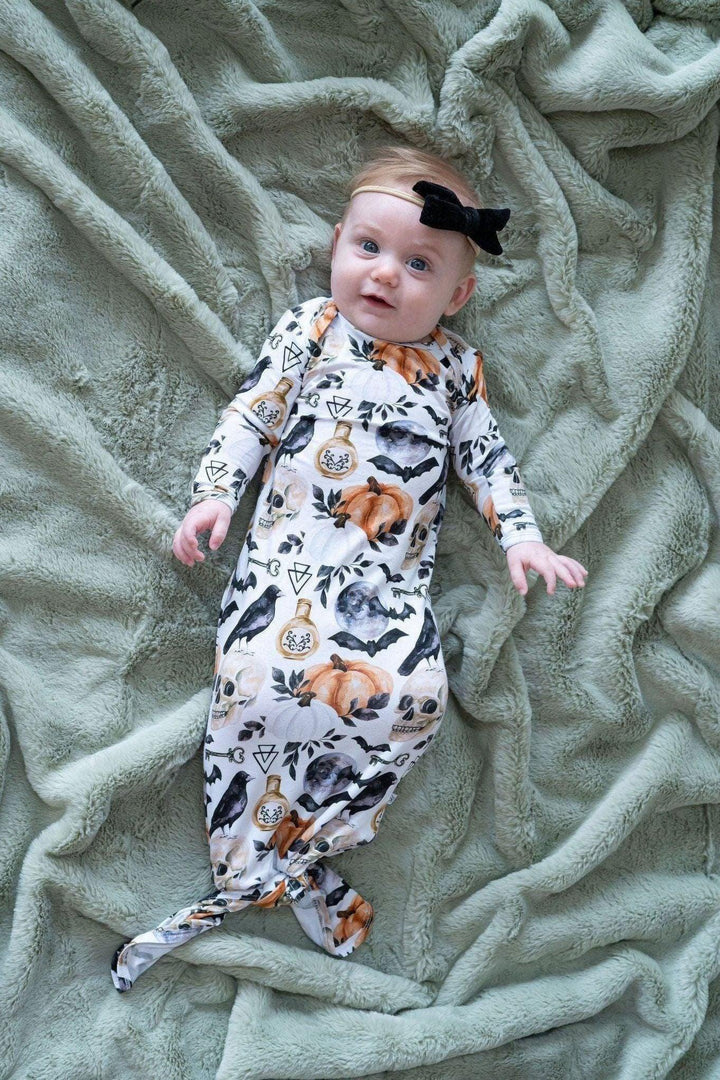 Skulls & Pumpkins Newborn Knotted Gown