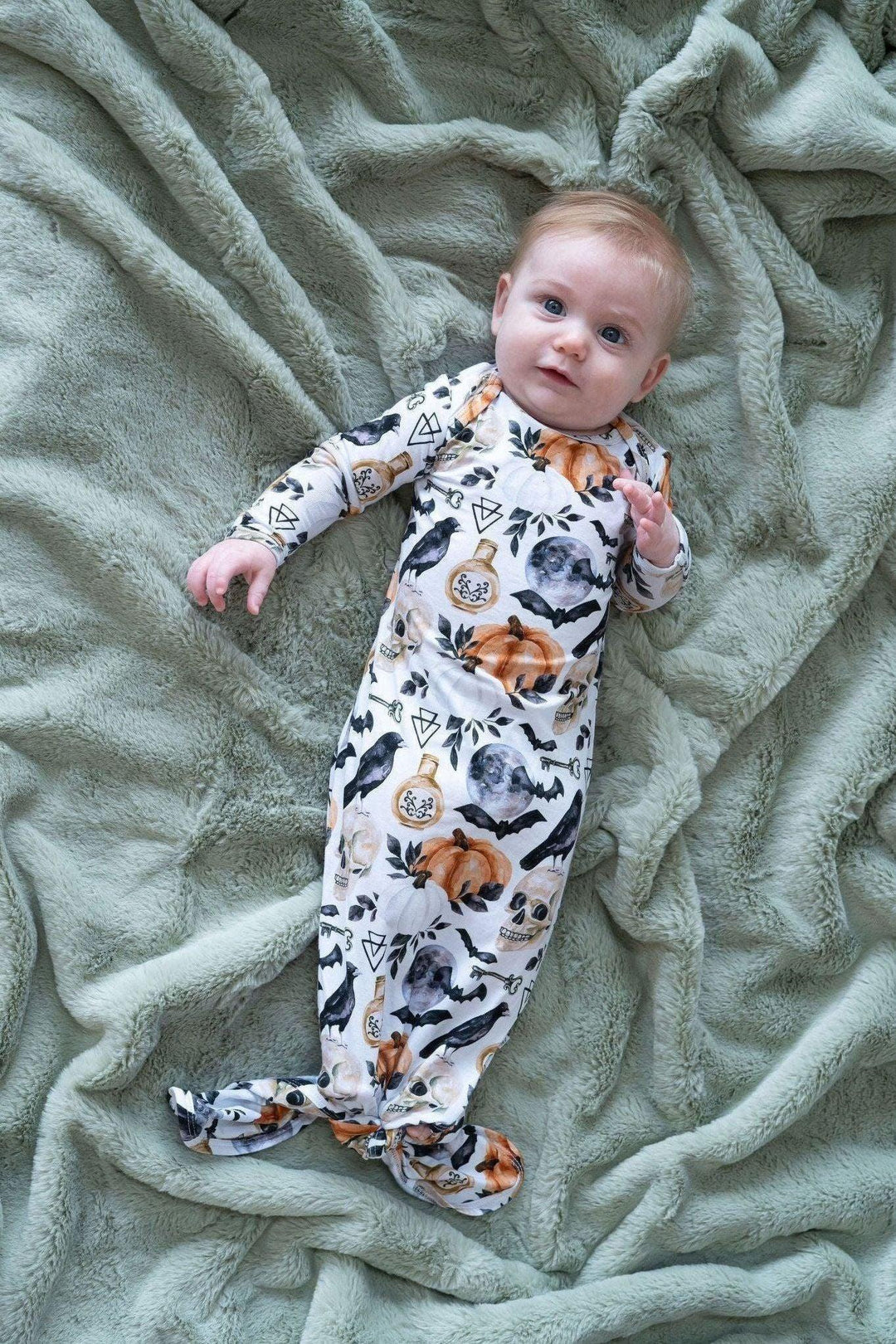 Skulls & Pumpkins Newborn Knotted Gown