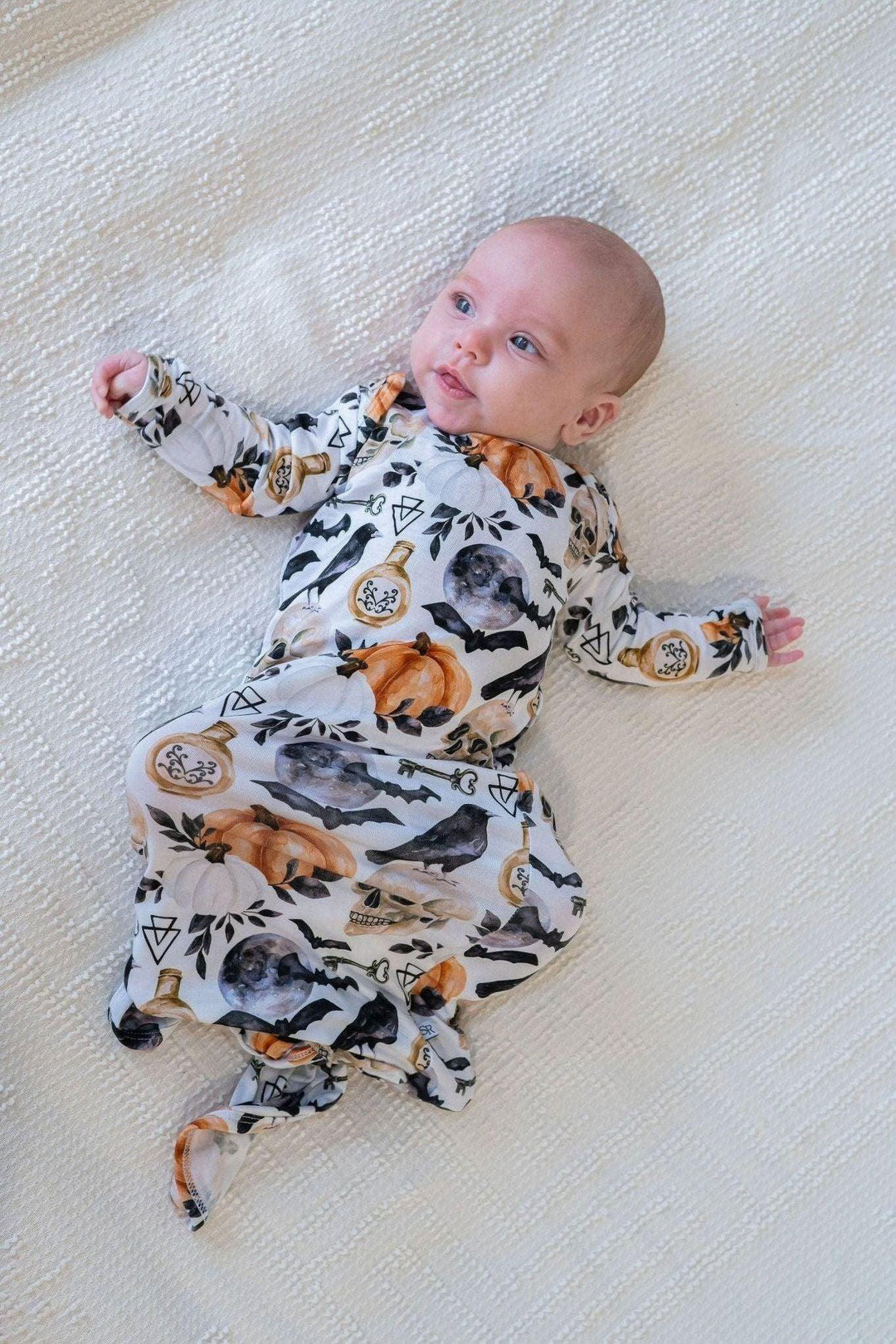 Skulls & Pumpkins Newborn Knotted Gown