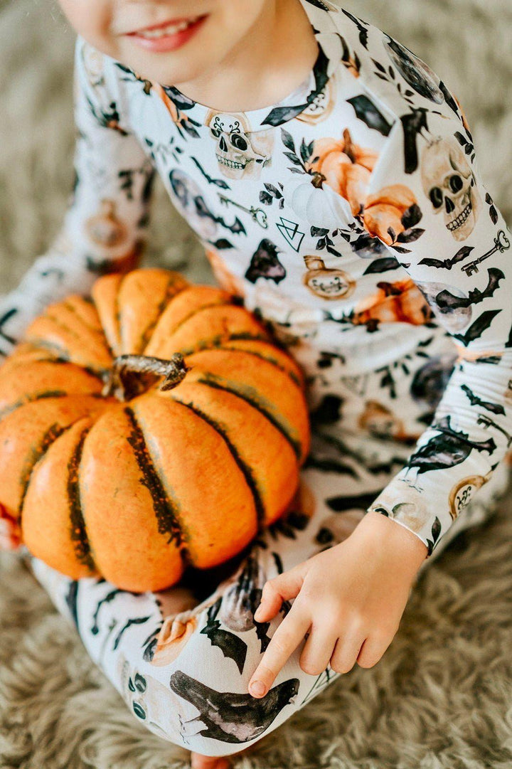 Unisex Children's Two-Piece Skulls and Pumpkins Bamboo Pajamas