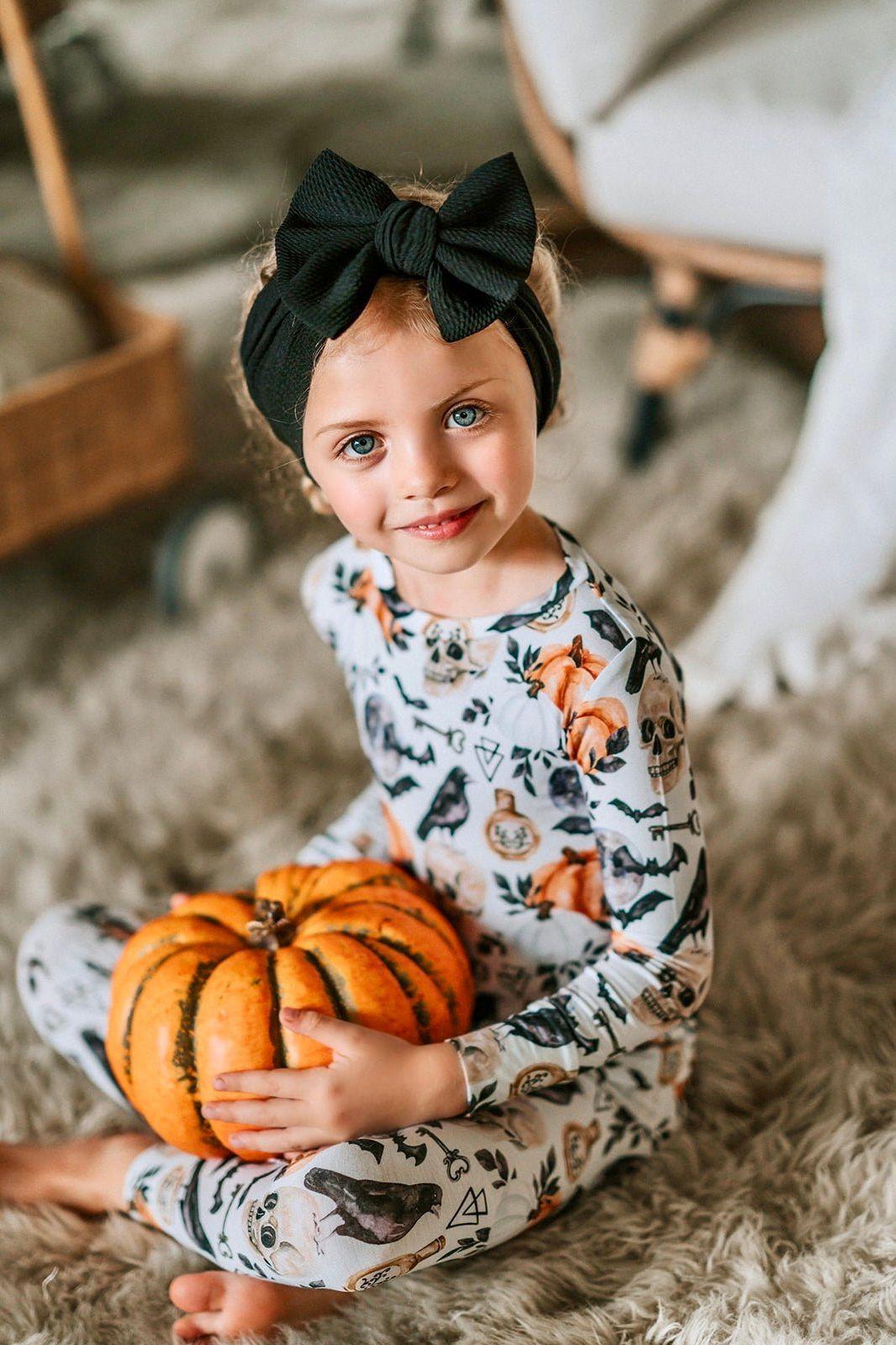 Unisex Children's Two-Piece Skulls and Pumpkins Bamboo Pajamas